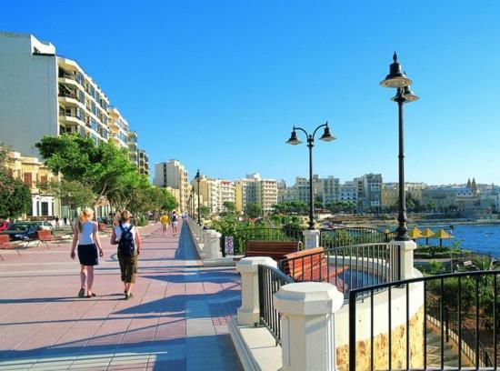 Modern 1Br Apartment Central Location Gzira Eksteriør billede